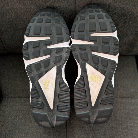 Nike Air Huarache OG Neon Yellow Magenta DD1068 104 - SIZE 8.5 MENS / 10 WOMENS - Picture 8 of 8